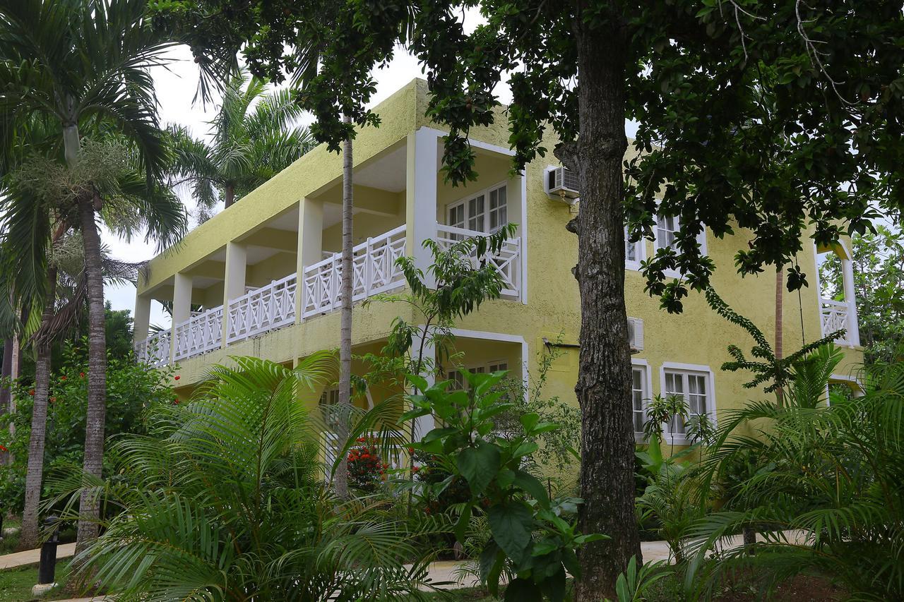 Merrils Lll Hotel