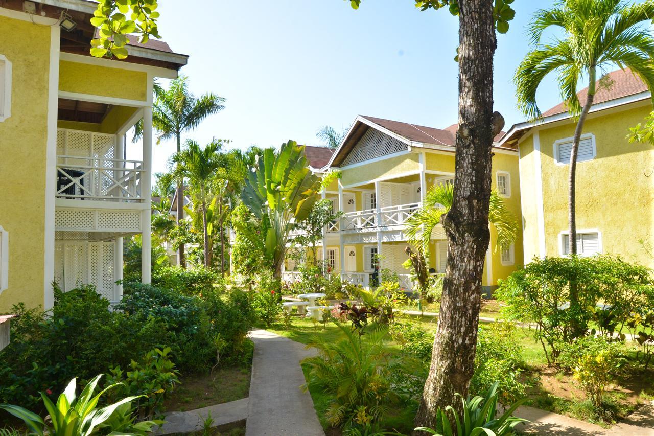 Hotel Merrils Ii 3*