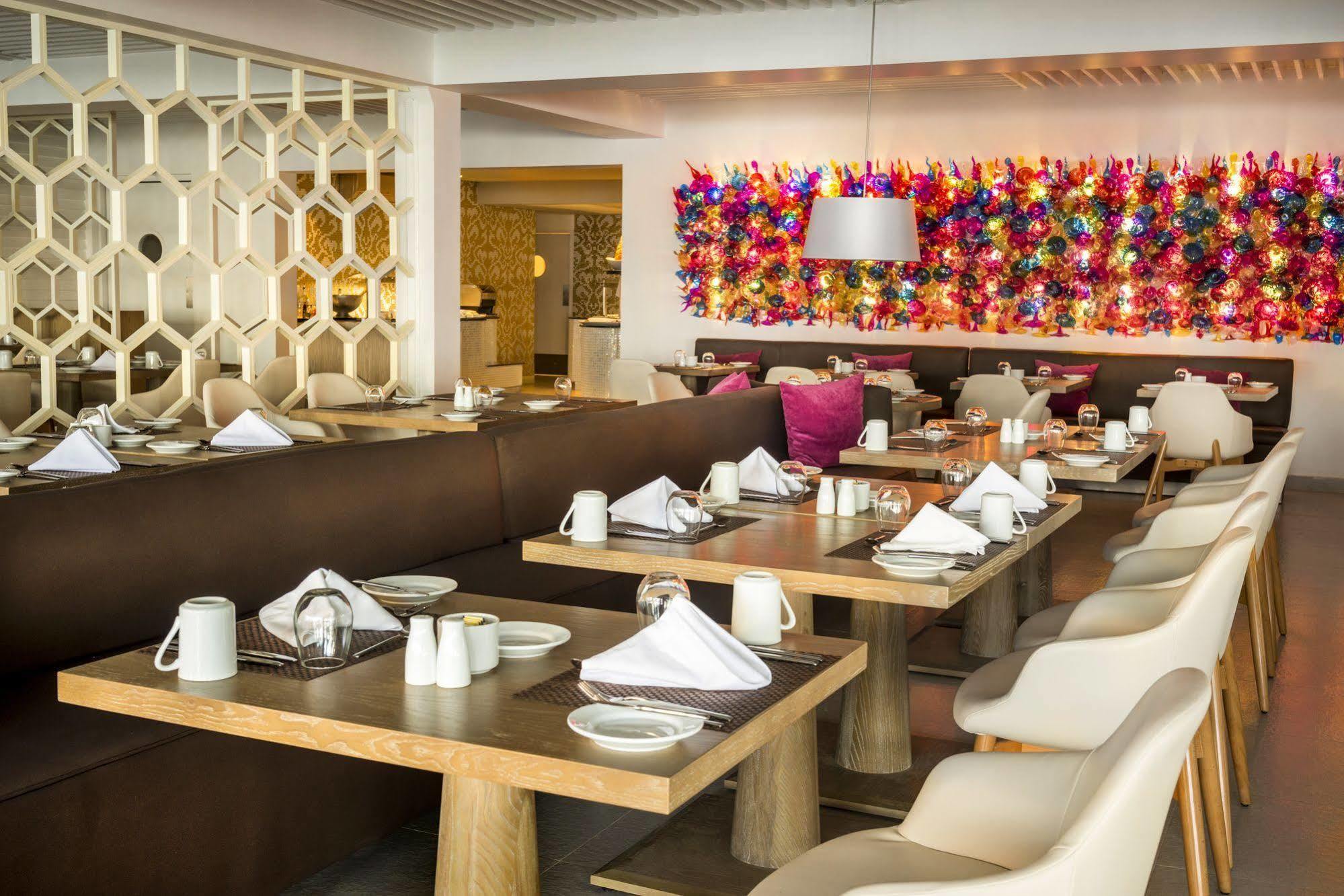 Hotel Seashore Bay Beach 4*
