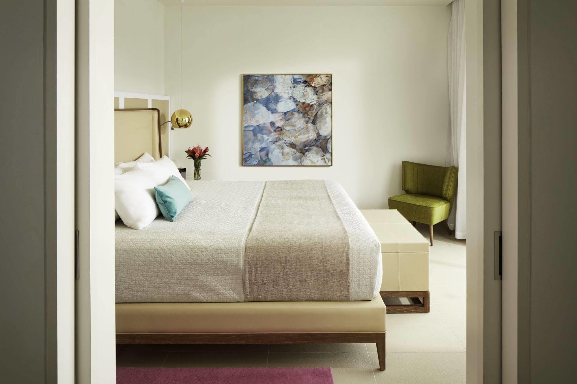 Seashore Bay Beach Hotel 4*