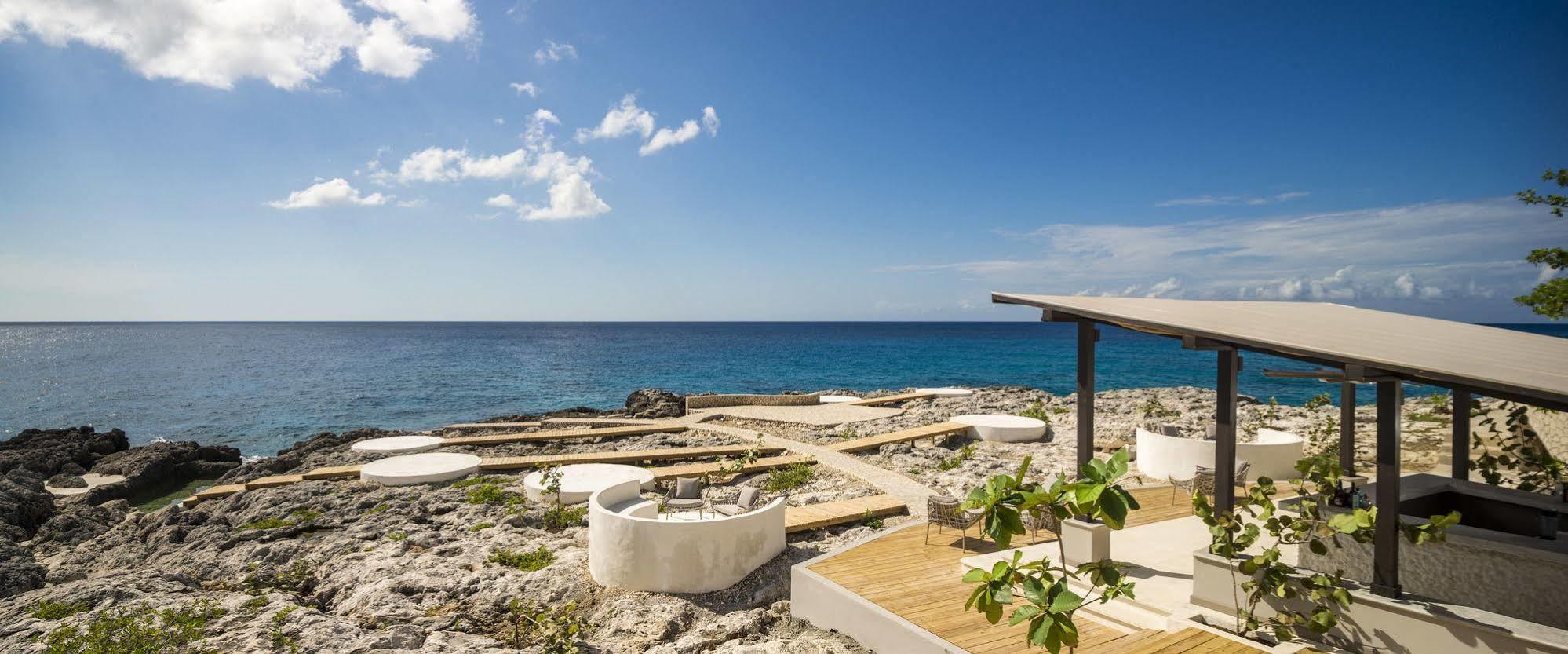 The Cliff Hotel 4*