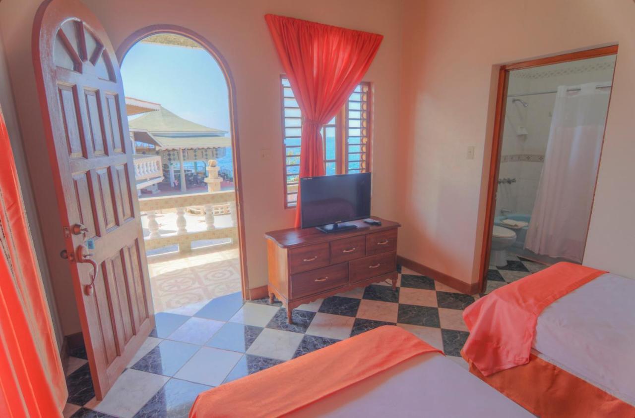 Kaiser's Hotel 4*