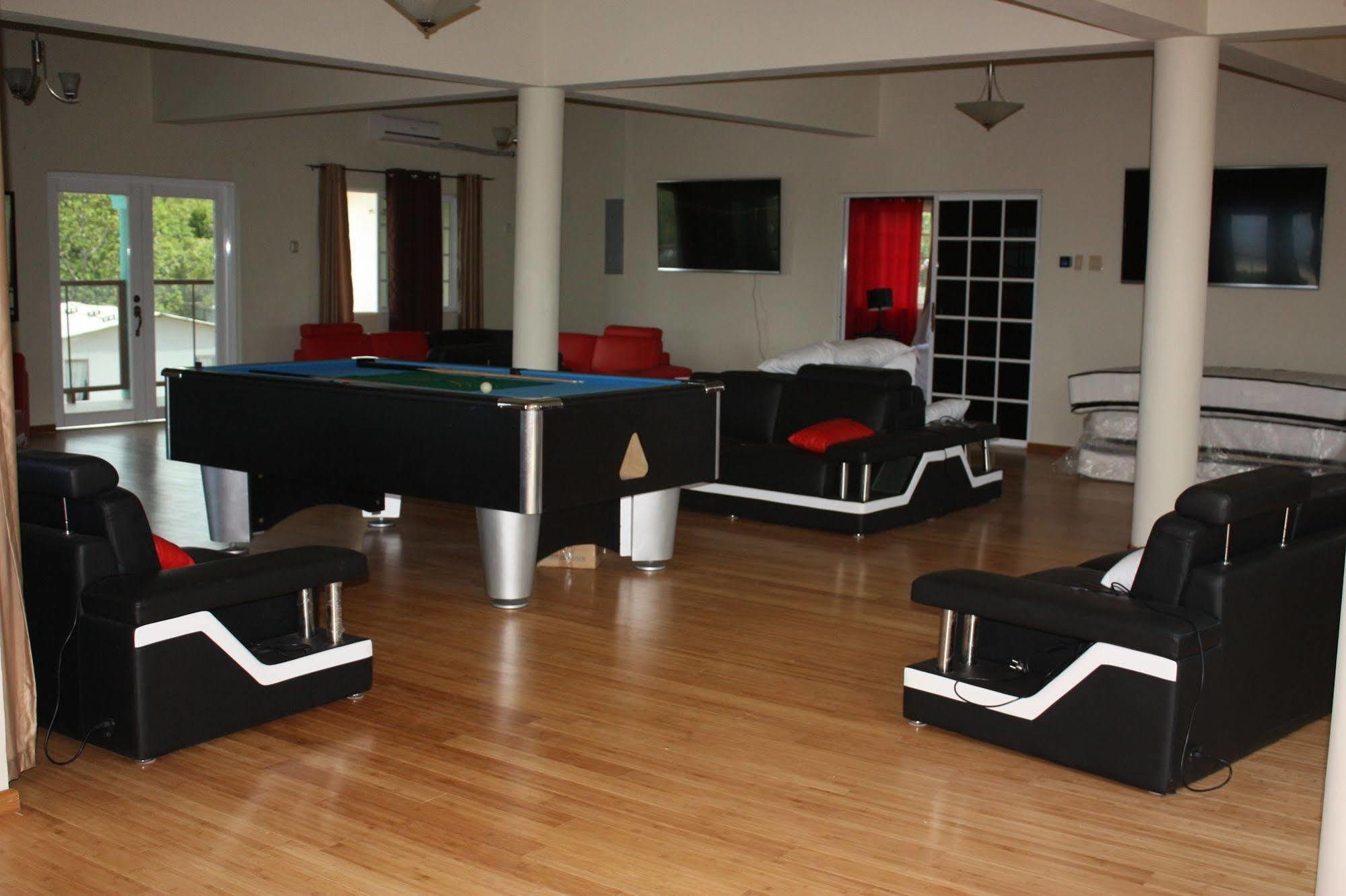 Hotel Sky Blue 3*