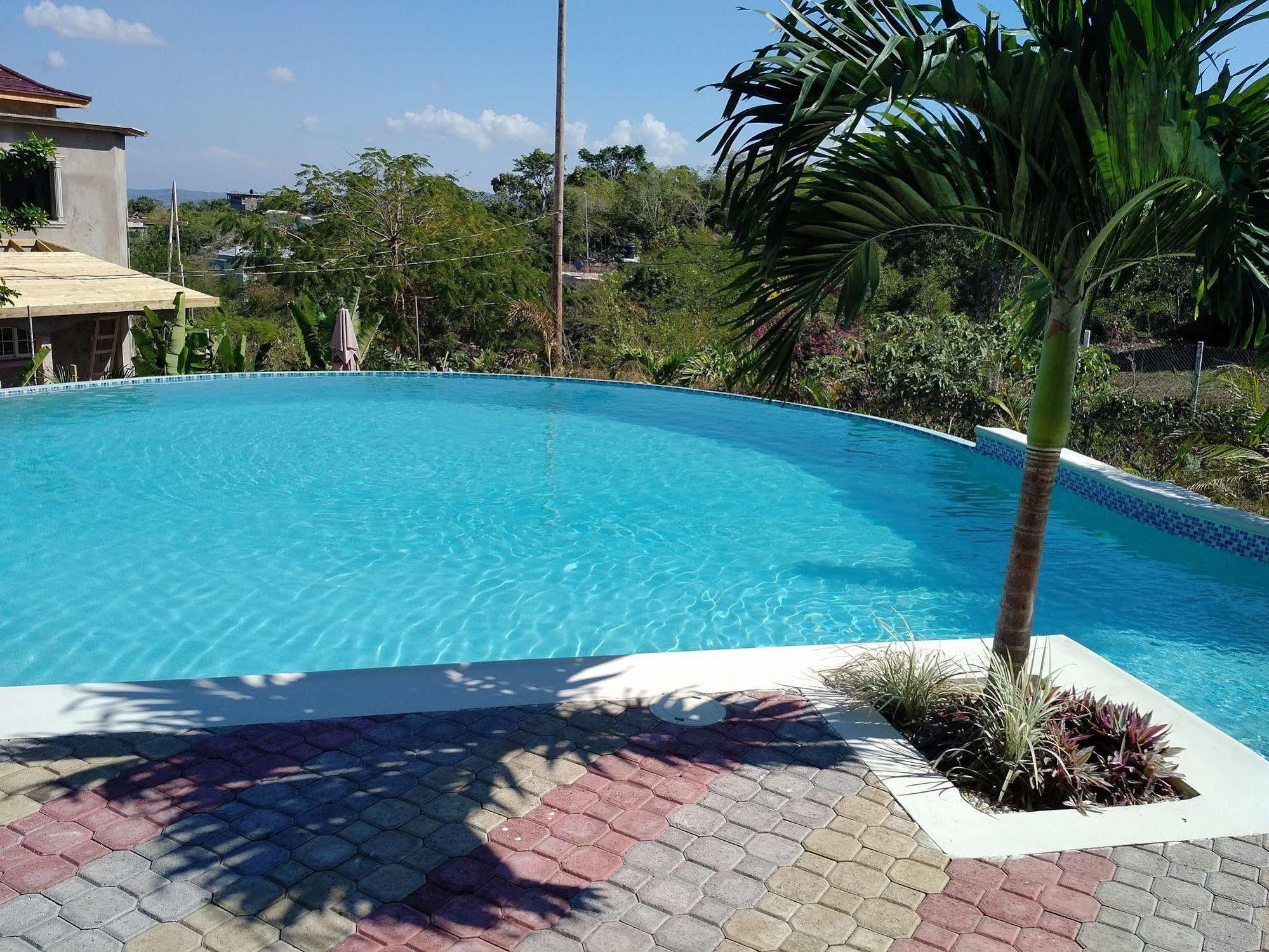 Sky Blue Hotel