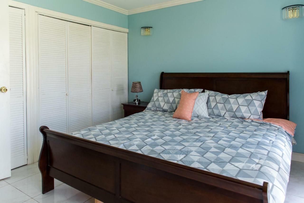 Little Bay Country Club - 1 Bedroom Holiday home
