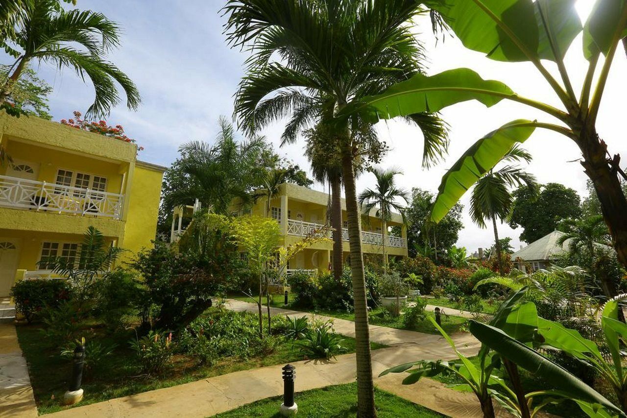Merrils Lll Hotel