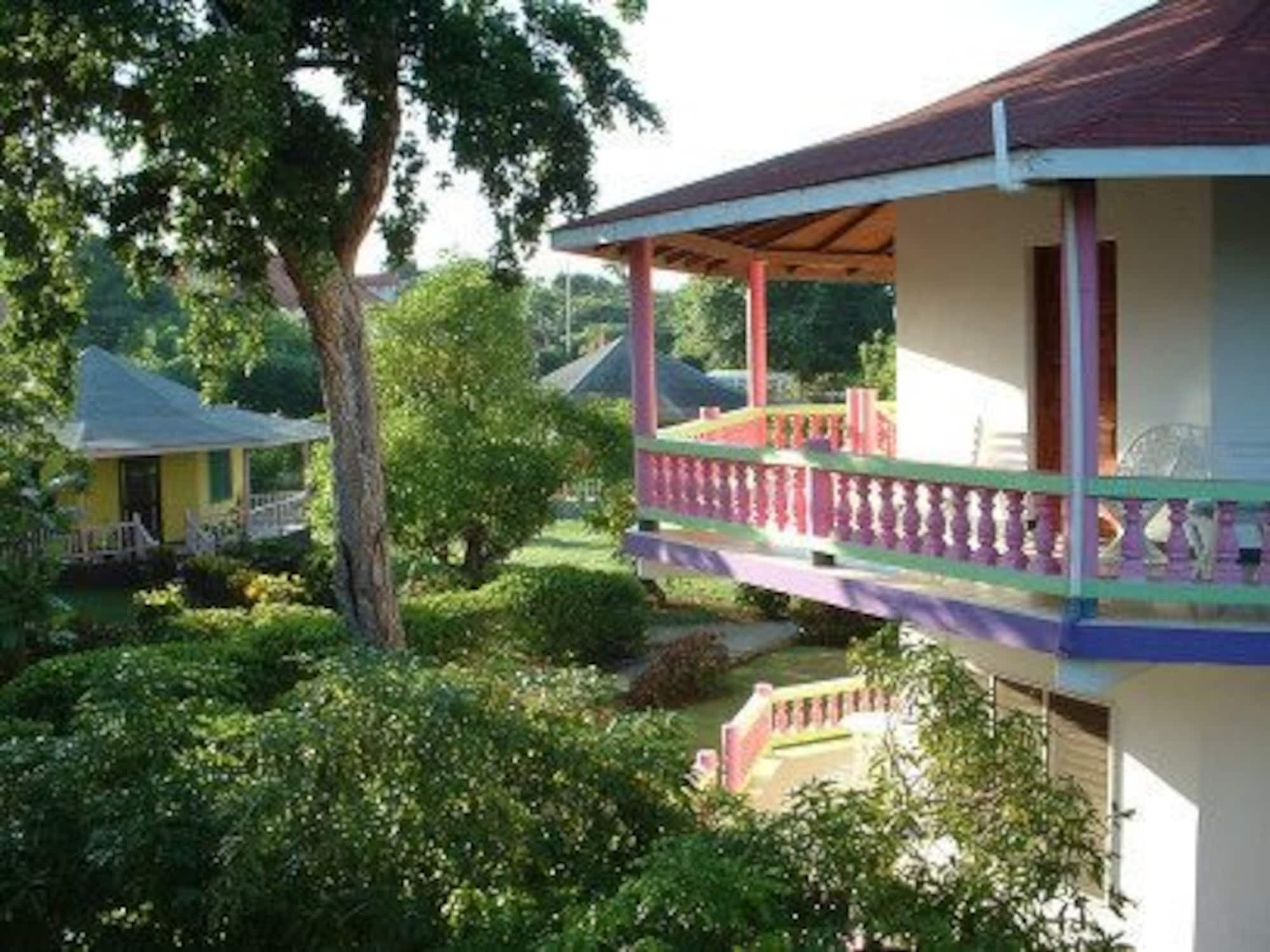 Summerset Hotel 2*