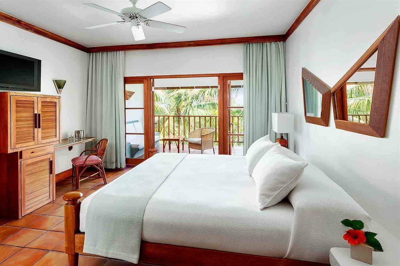 Couples Swept Away (adults Only) Negril