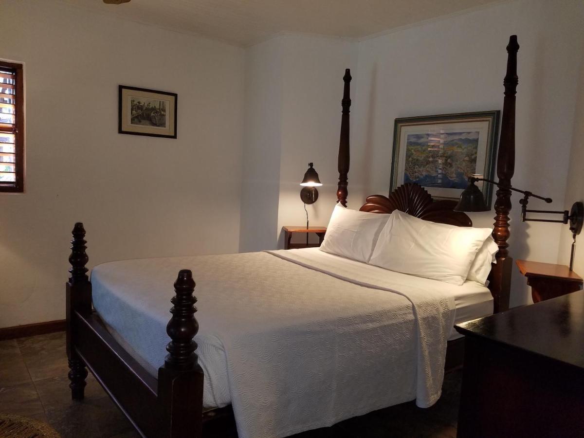 Tensing Pen 4* Negril