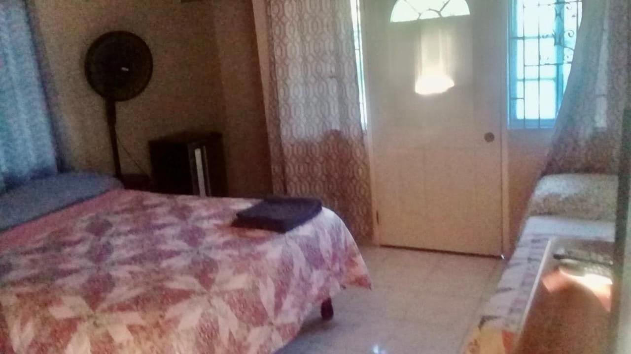 Guest house Natalie's Negril