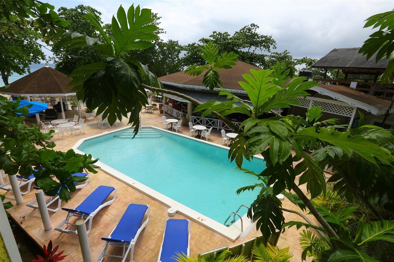 Merrils Ii Negril