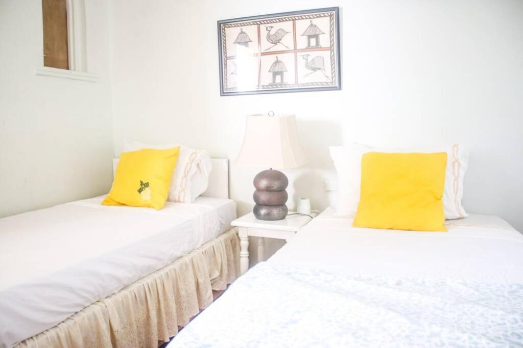 Lazy Dayz @ Point Village Apartment Negril