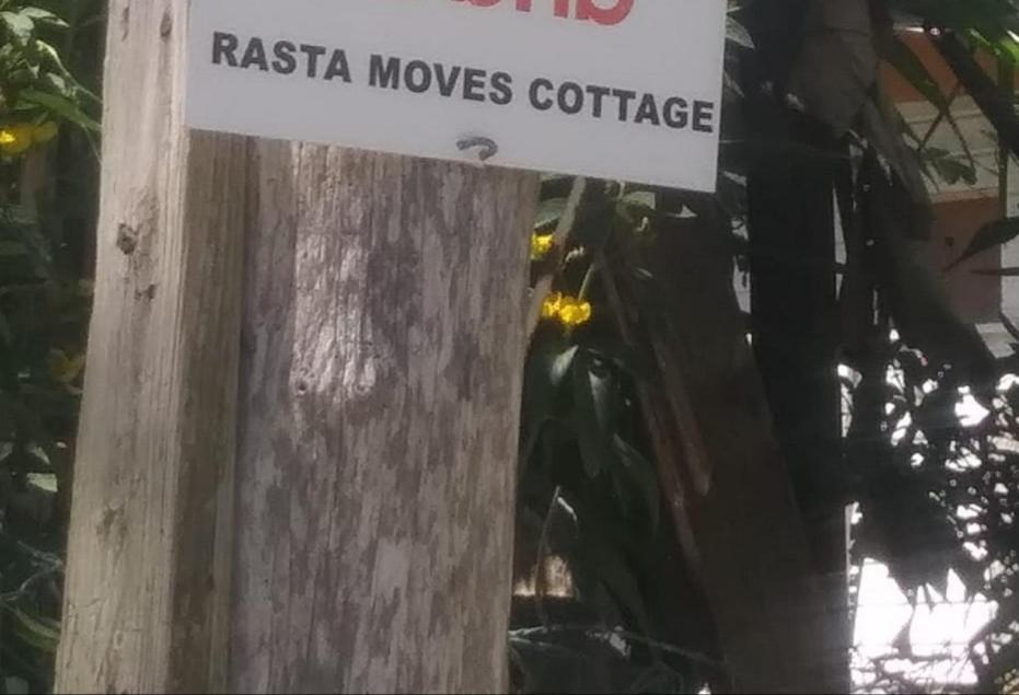 Moves Rasta Holiday home