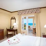 Rooms On The Beach Negril