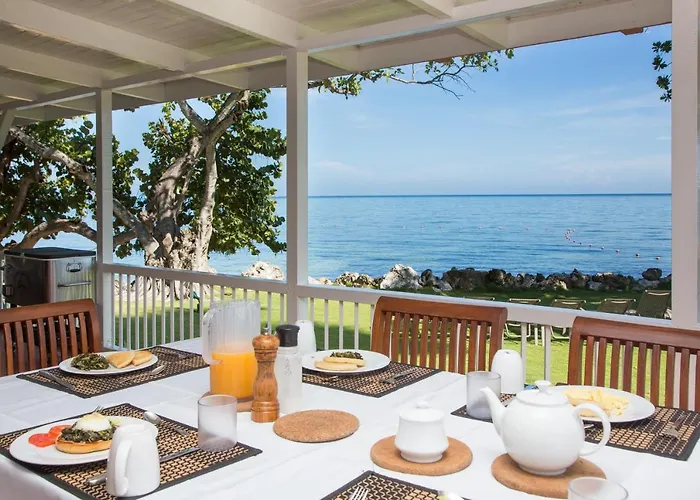 Llantrissant Beachcliff Villa
