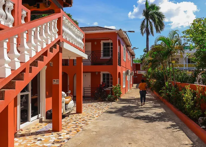 Paradise On The Rocks Hotel