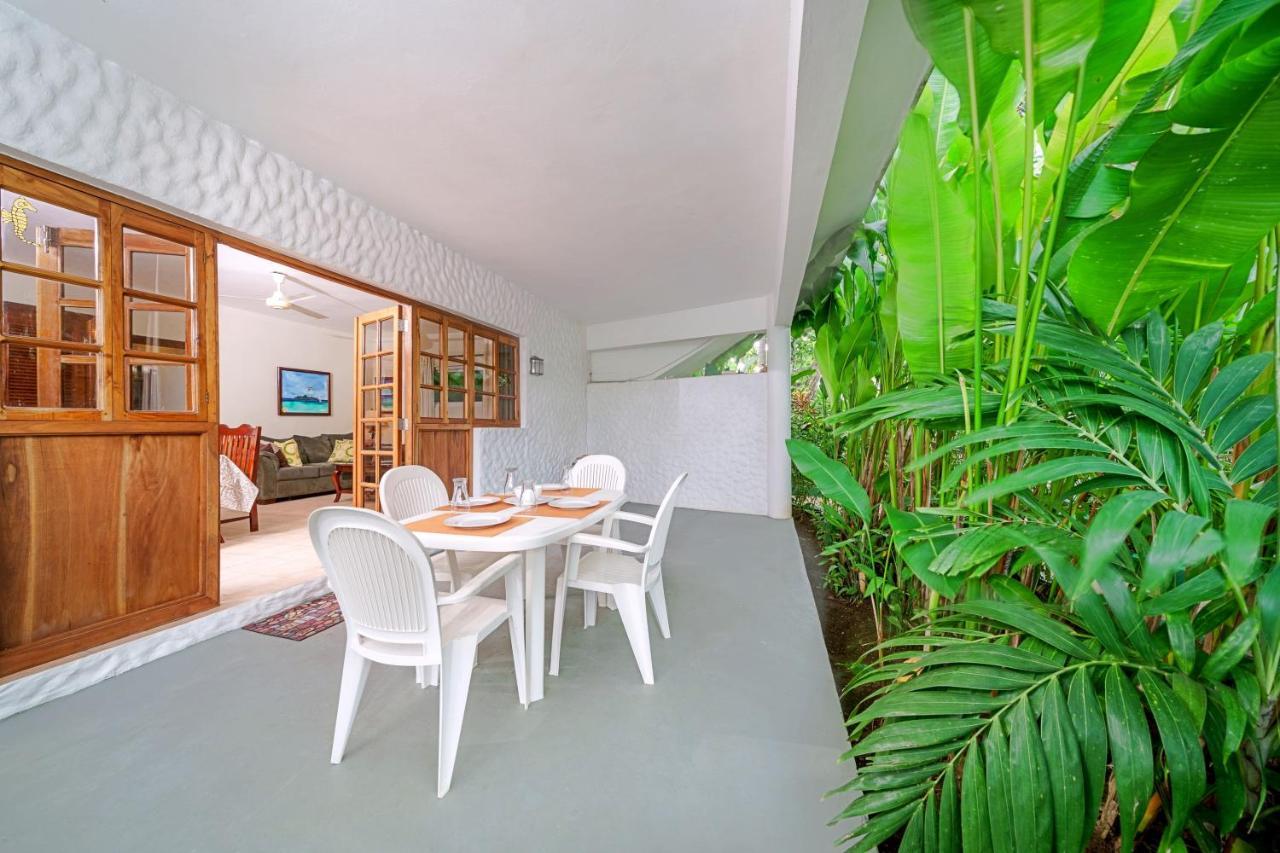Hotel House Condos, 3*