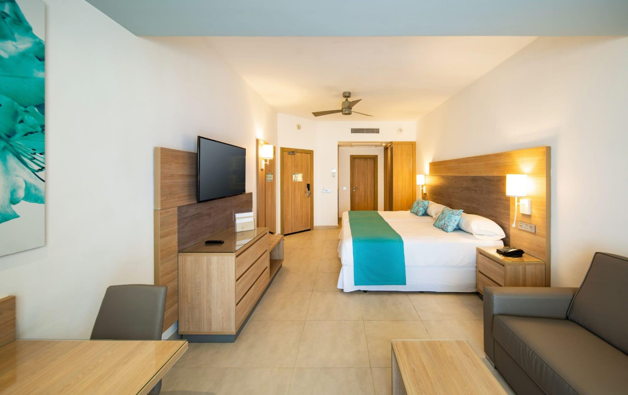 Hotel Riu Palace Tropical Bay 5*