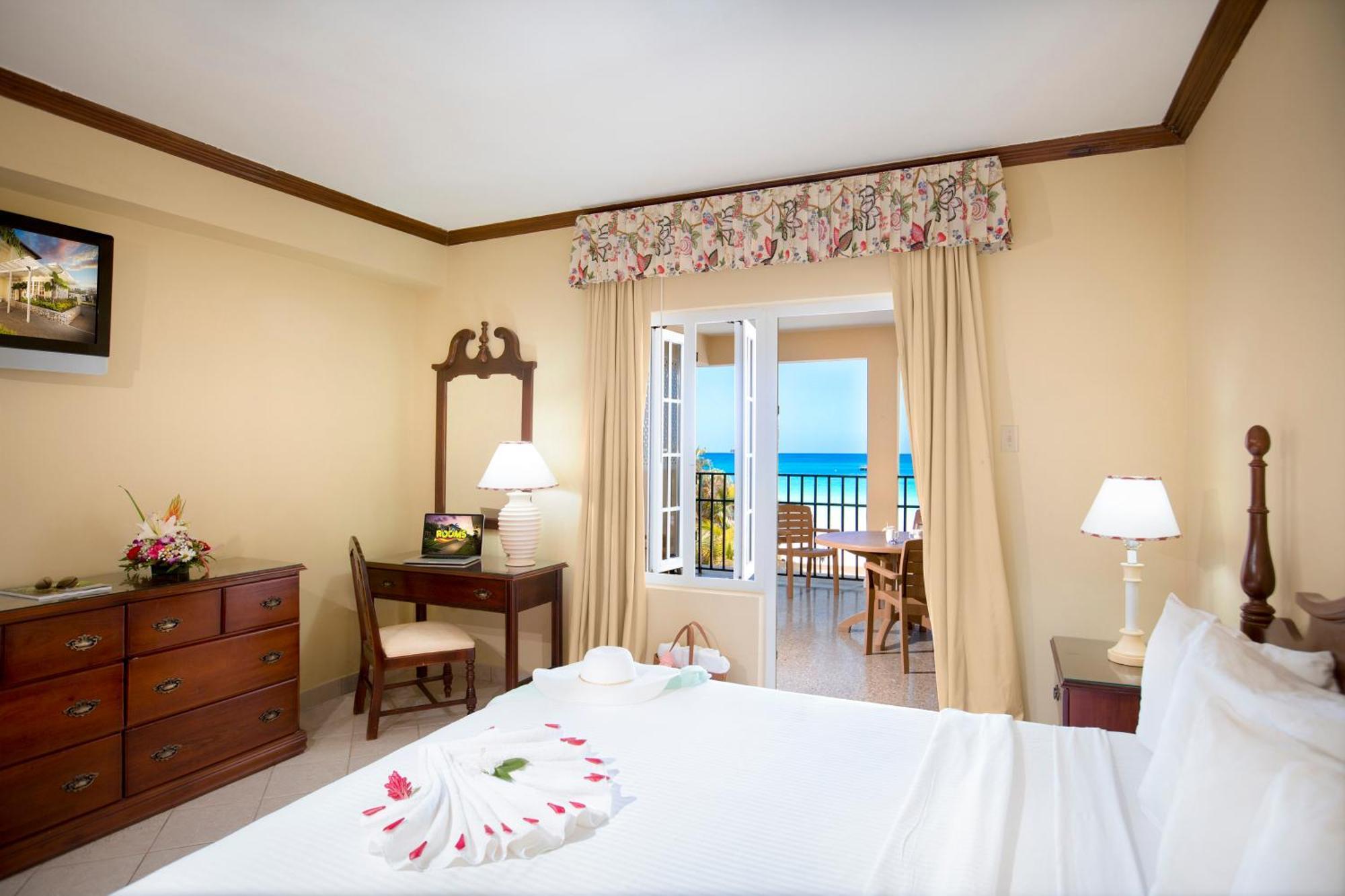 On The 3* Negril