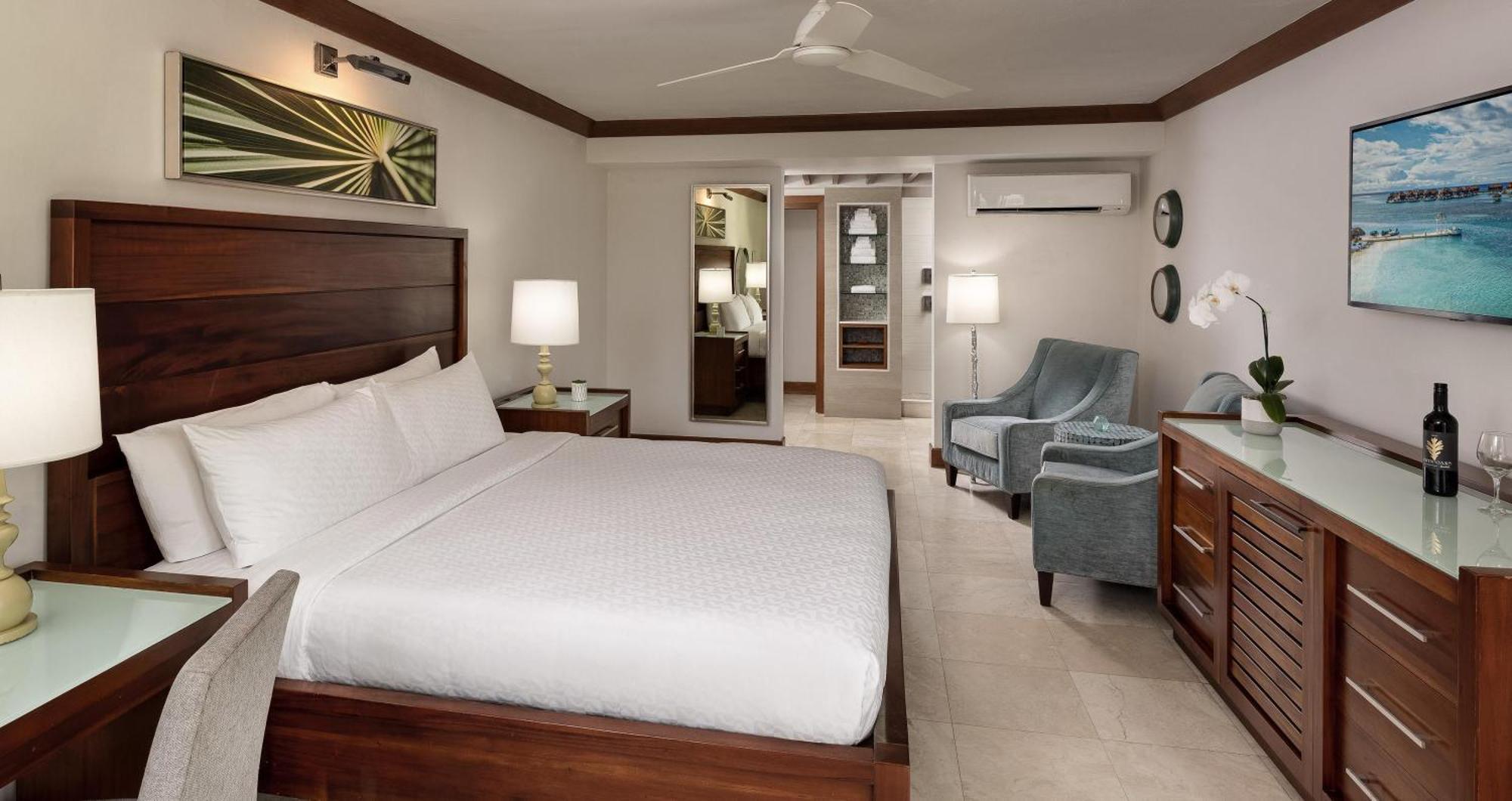 Resort Sandals And - Couples Only 5*