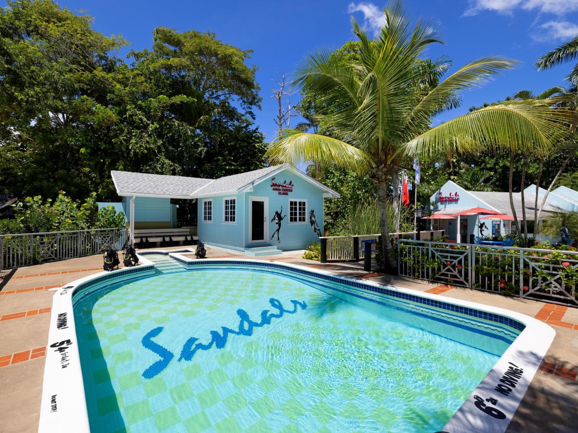 Resort Sandals And - Couples Only