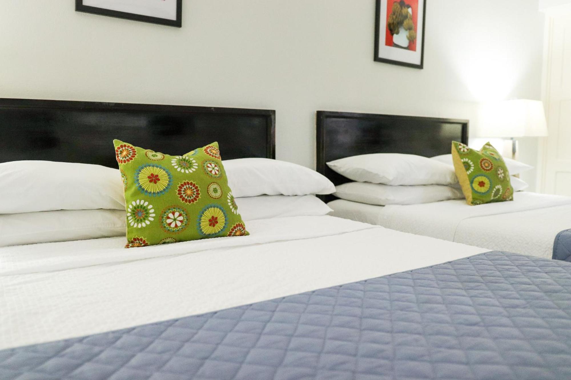 Hotel Paradise On The Rocks 3*