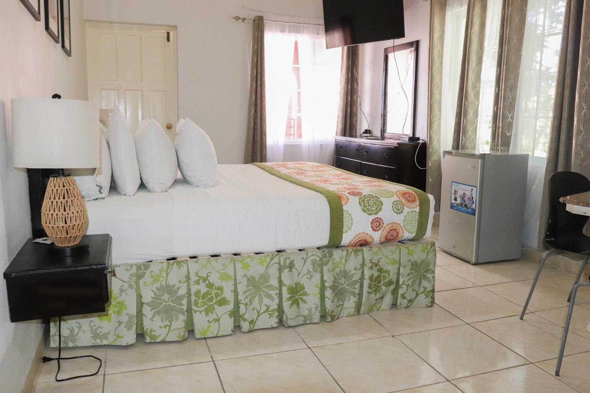 Paradise On The Rocks 3* Negril