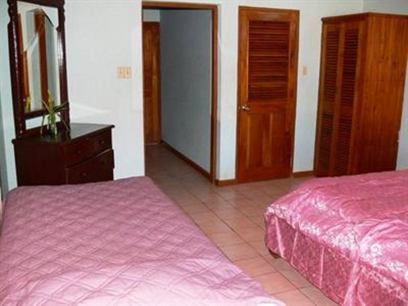 Hotel Devine Destiny Negril