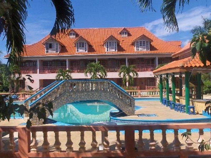 Hotel Devine Destiny *