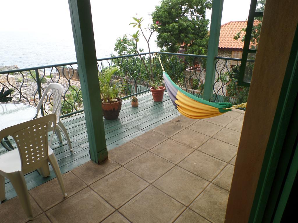 Sea Breeze #1 * Negril