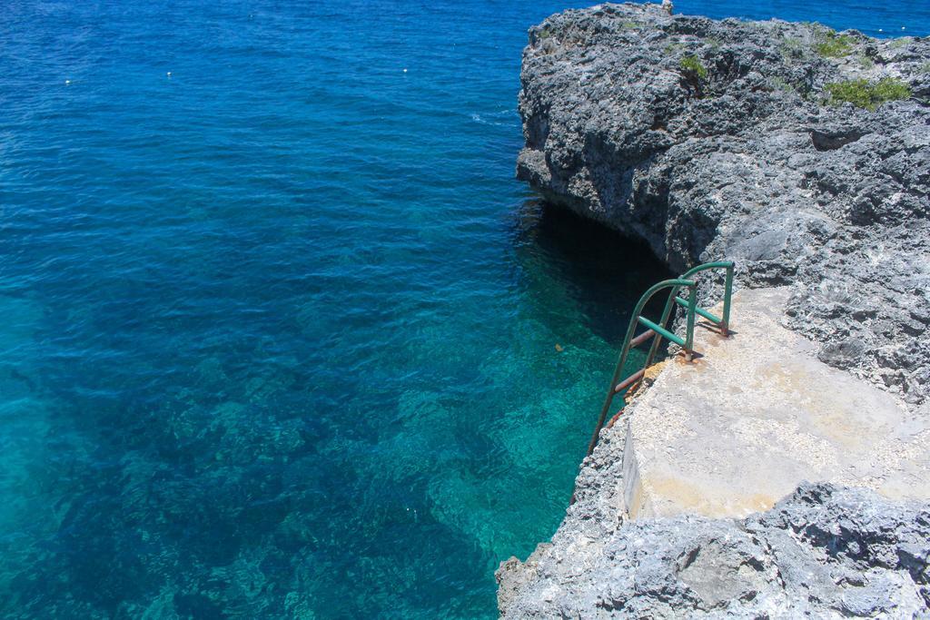 Sea Breeze #1 Holiday home Negril
