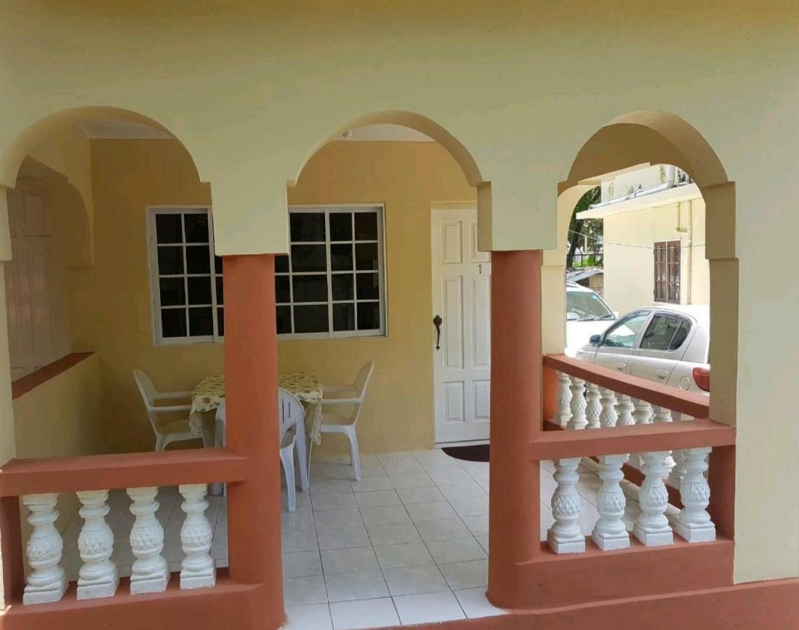 Apartment Almond Tree Negril