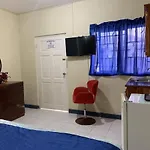 Relax In Jamaica - Enjoy 7 Miles Of White Sand Beach! Villa