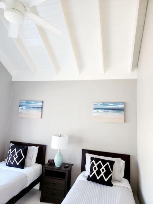 Brand New Luxurious Townhouse In Negril