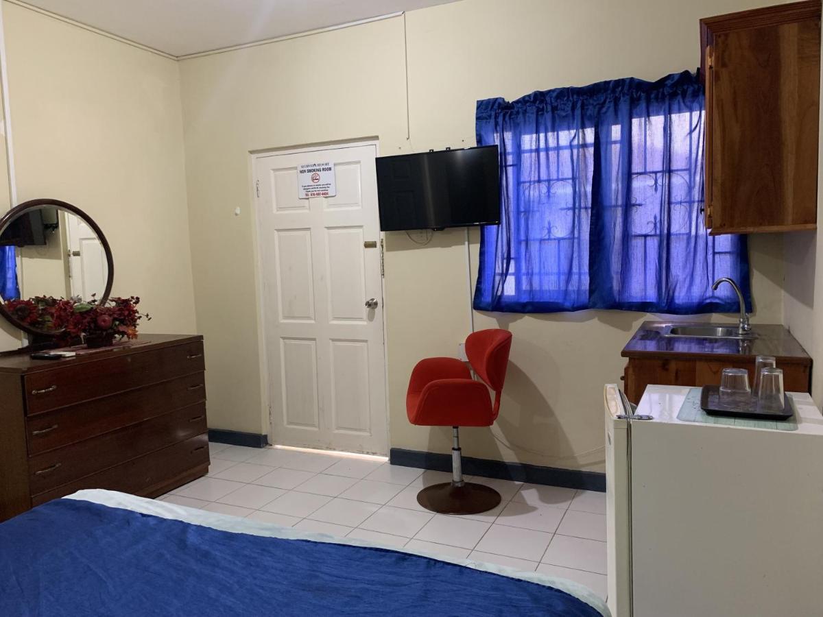 Villa Relax In Jamaica - Enjoy 7 Miles Of White Beach! Negril