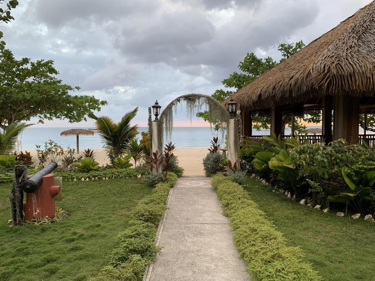 Villa Relax In Jamaica - Enjoy 7 Miles Of White Beach! Negril