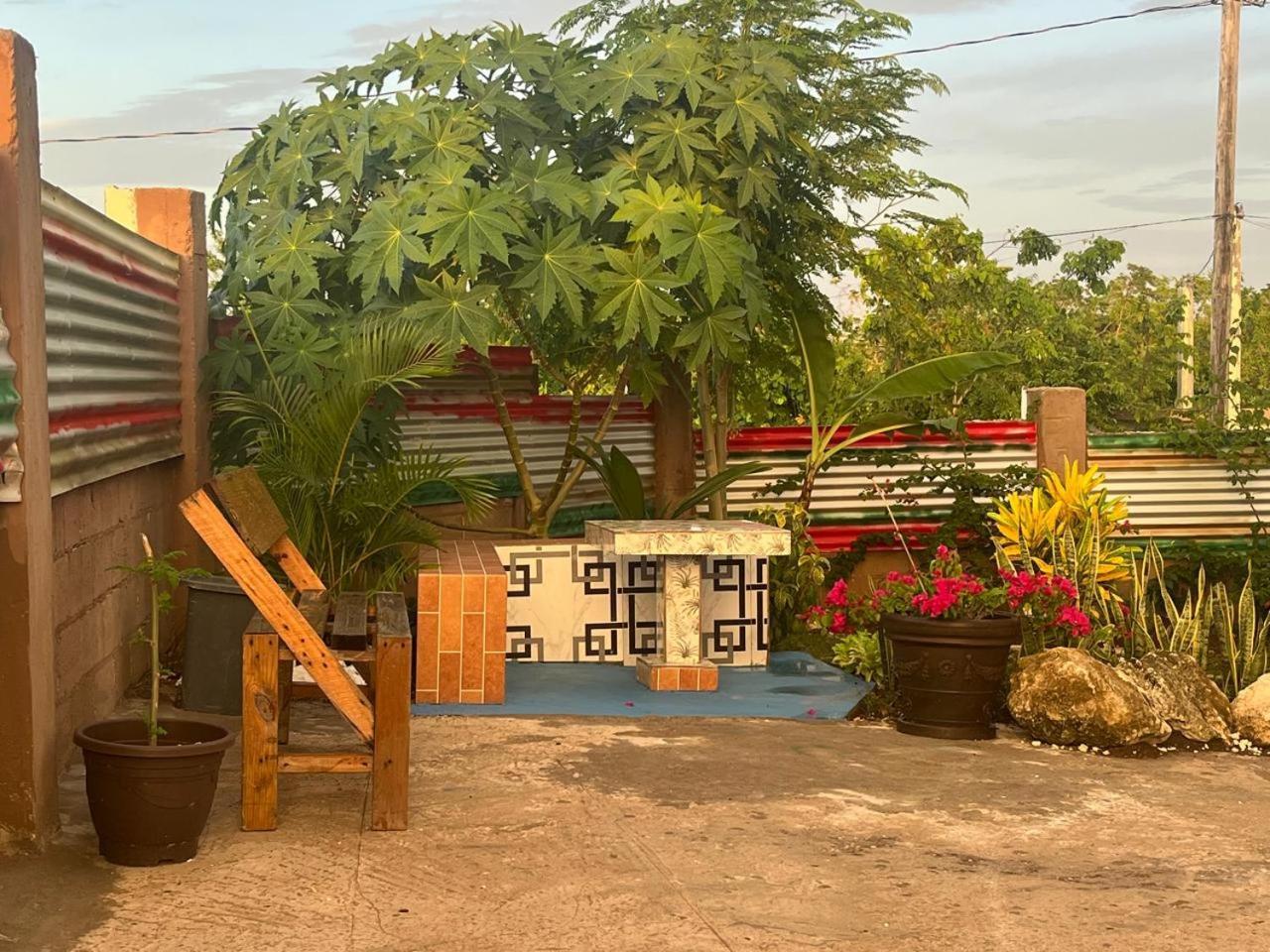 Serenithe Guest house *