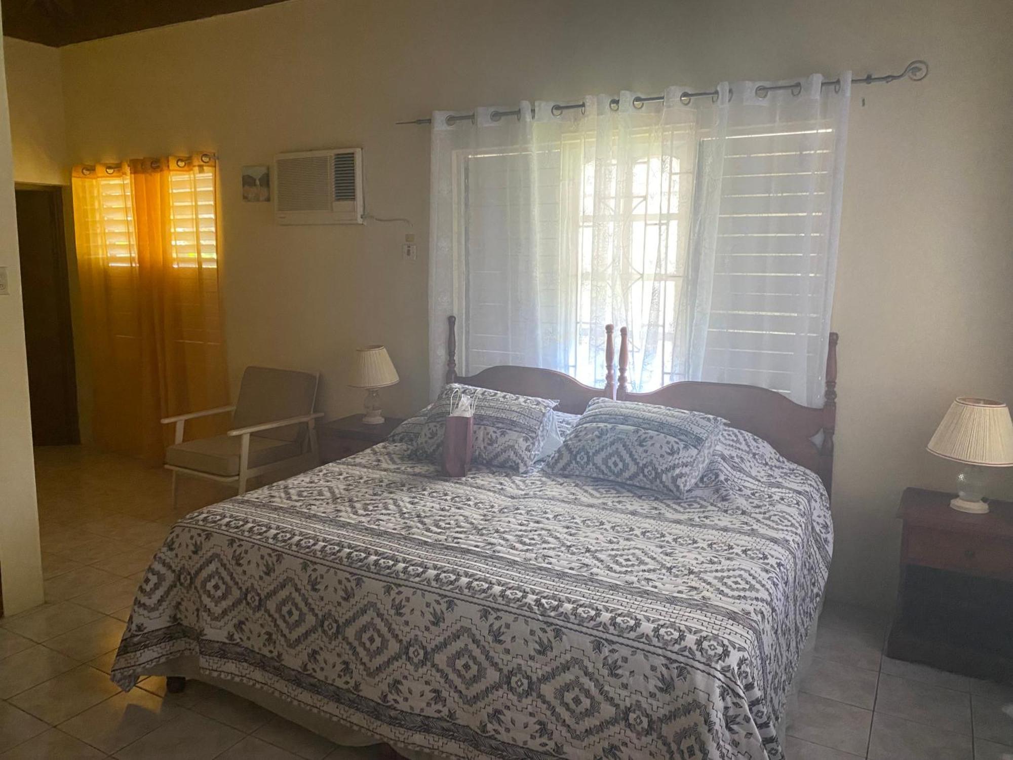 Marge's Vacation Aparthotel Negril