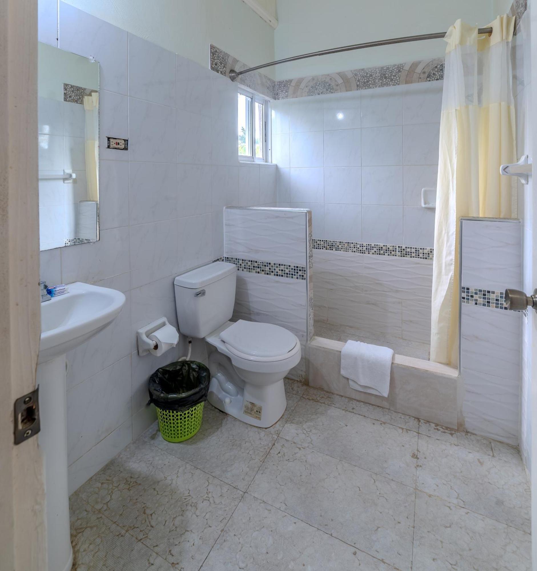 Tamboo Hotel Negril
