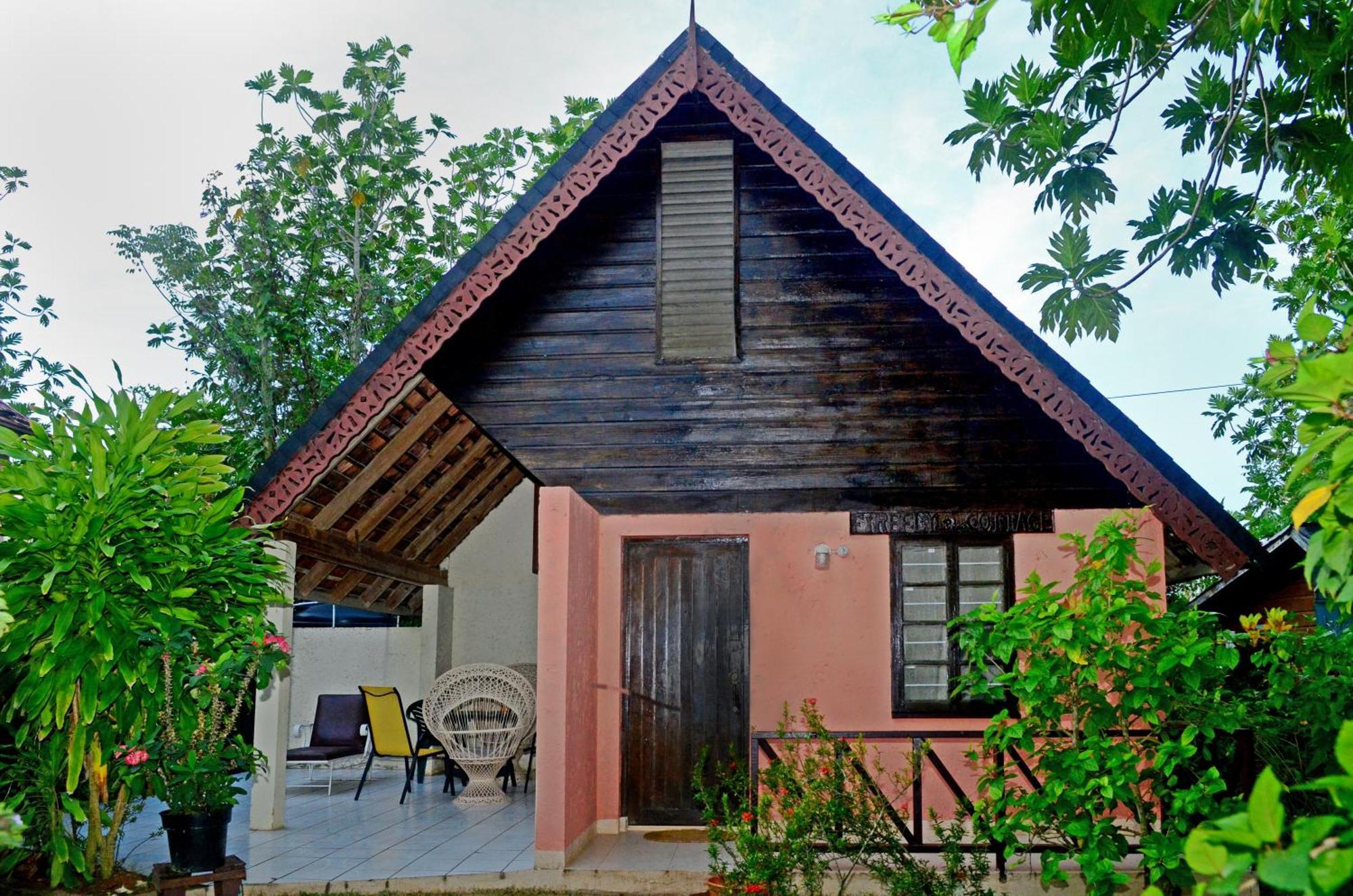 Hotel Firefly Negril