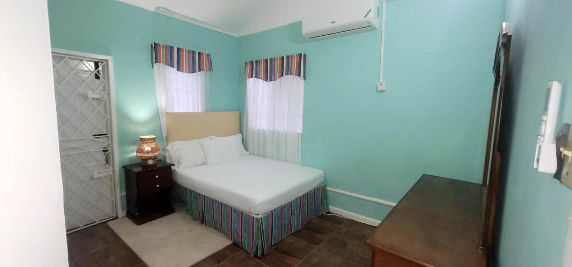 Apartment Shades Of Summer Ja Negril