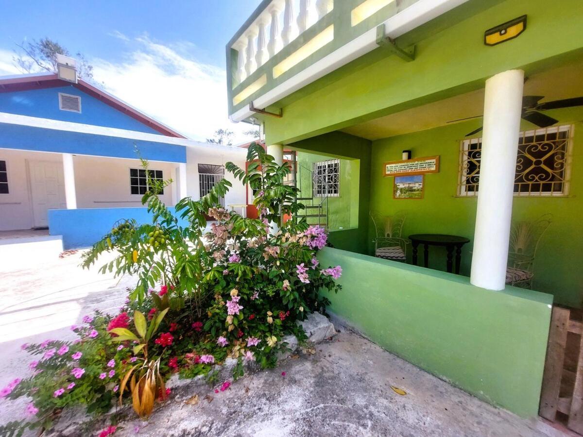 Apartment Stoney Gate -cozy With Wifi, Ac And Tv Negril