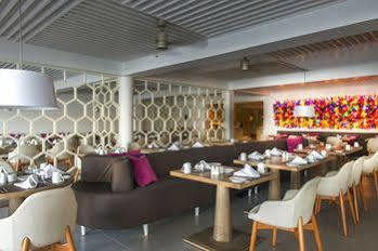 Hotel Seashore Bay Beach 4*