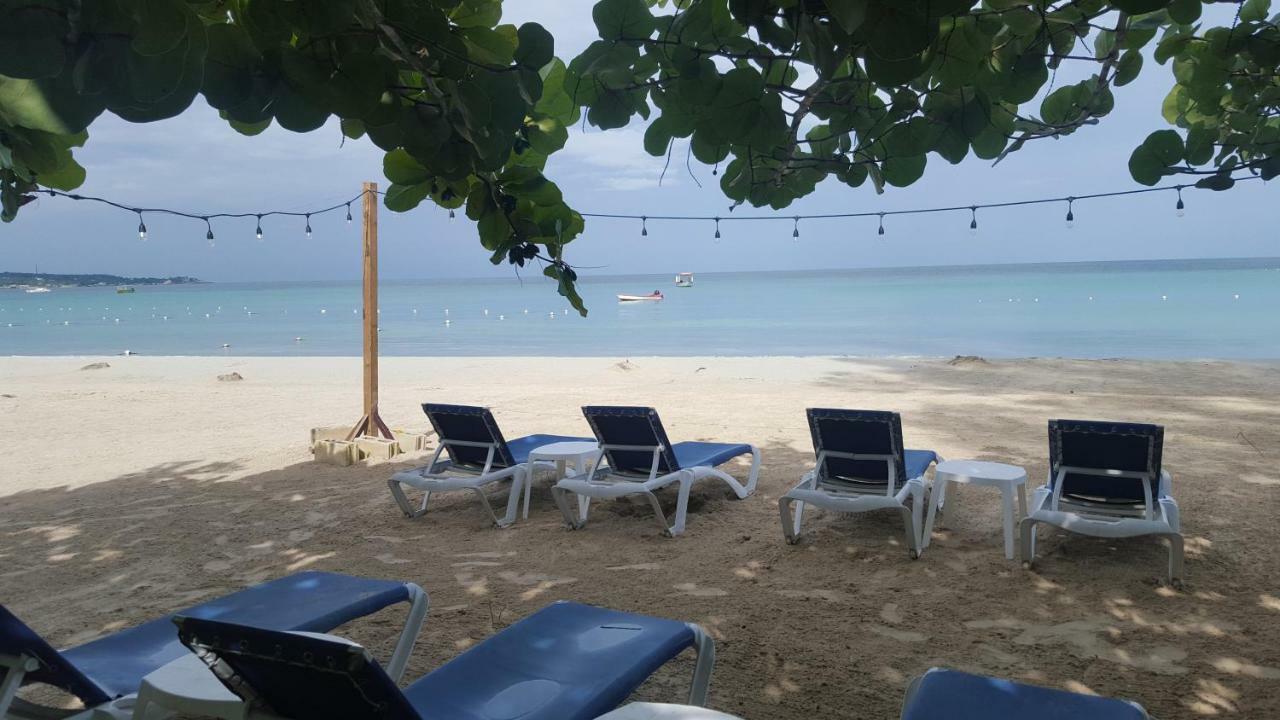 Firefly 4* Negril