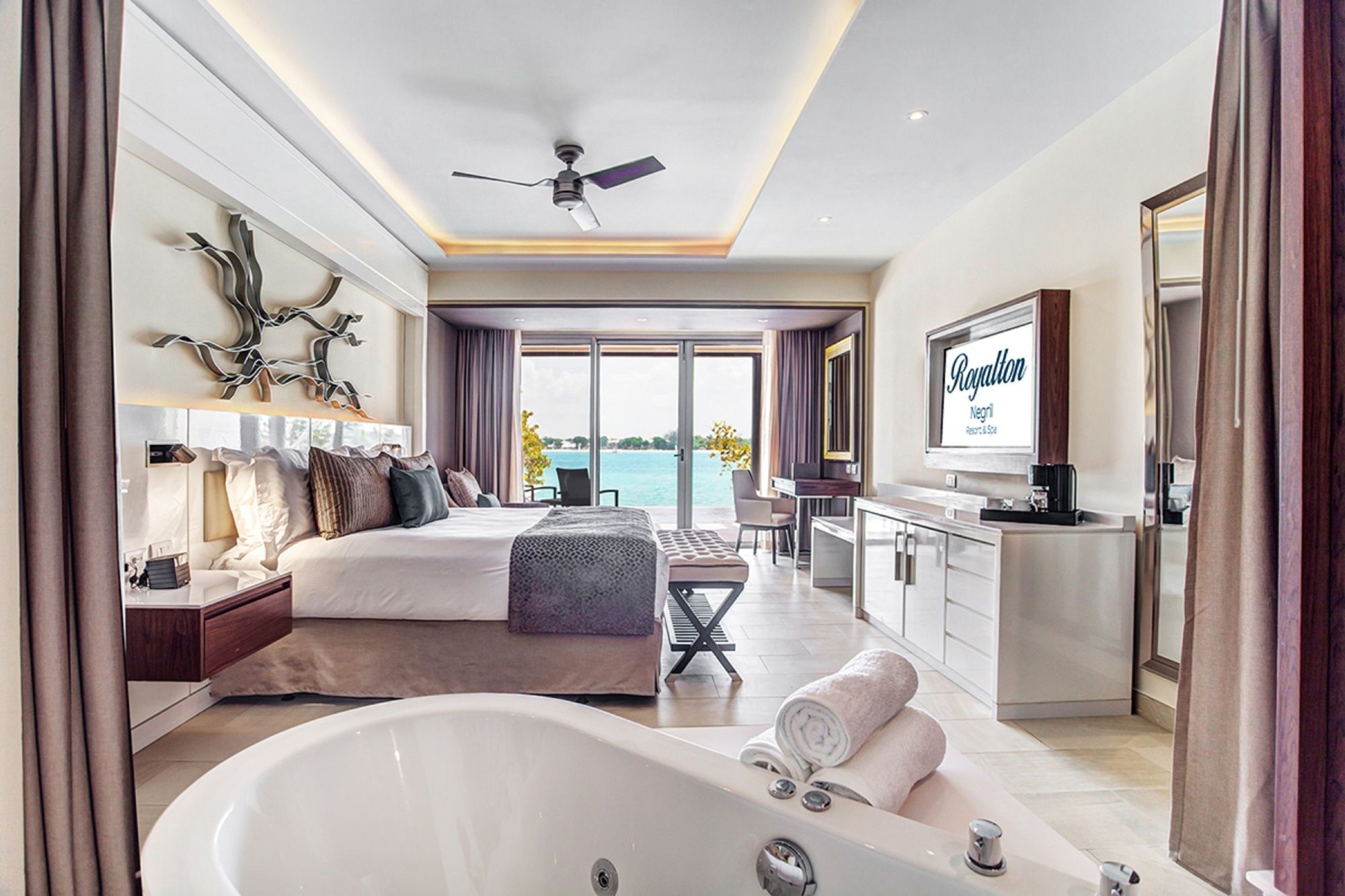 The Hideaway At Royalton (adults Only) Hotel