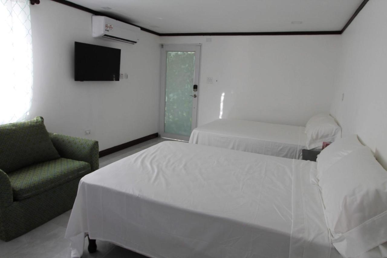 Aparthotel And Blue Seas Negril